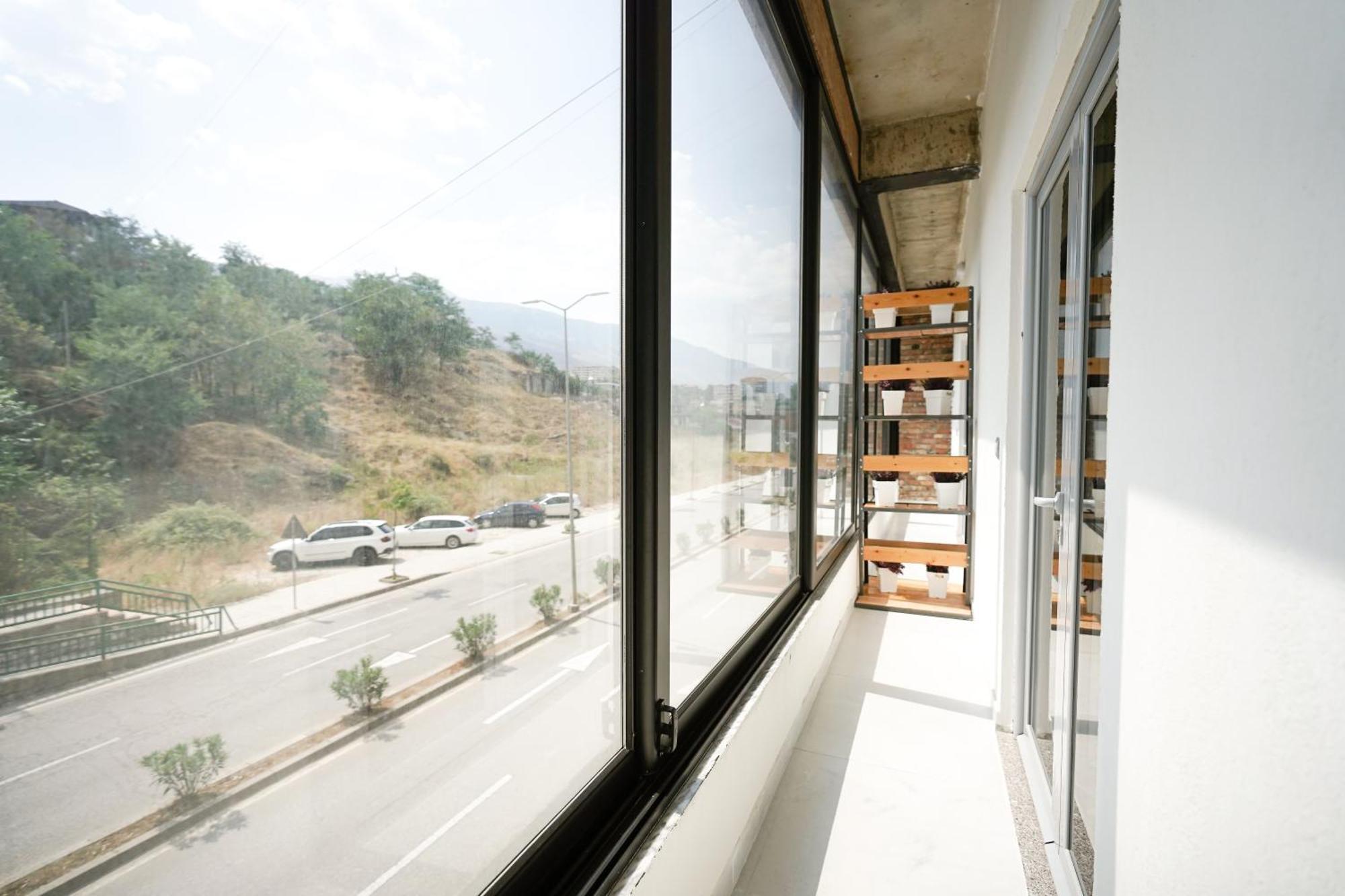 Ora Apartments Gjirokastër Extérieur photo
