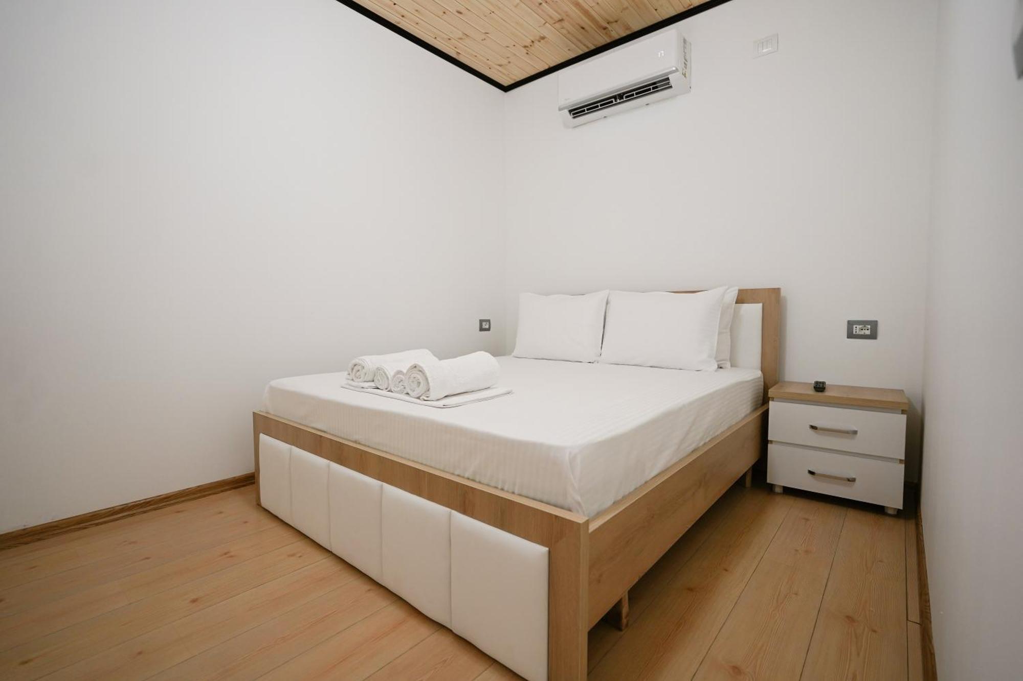 Ora Apartments Gjirokastër Extérieur photo